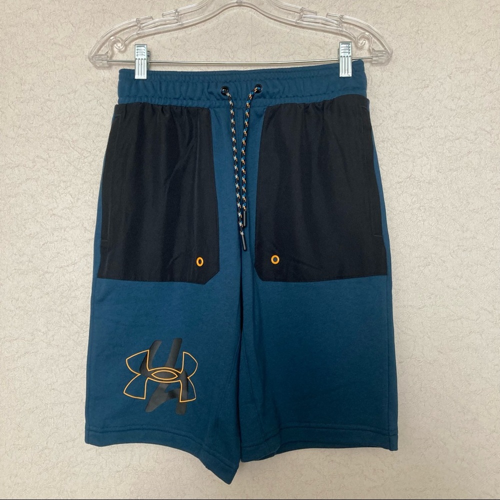 UA sweatshorts NWT